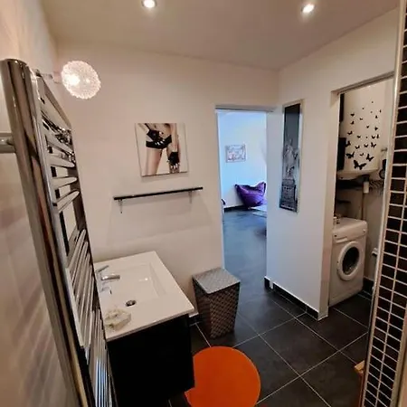 Vue Mer Avec Parking أجاكسيو