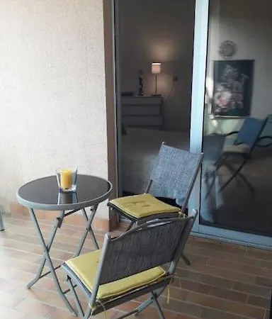 Vue Mer Avec Parking أجاكسيو