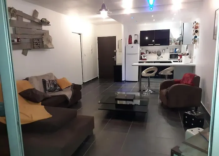 Vue Mer Avec Parking