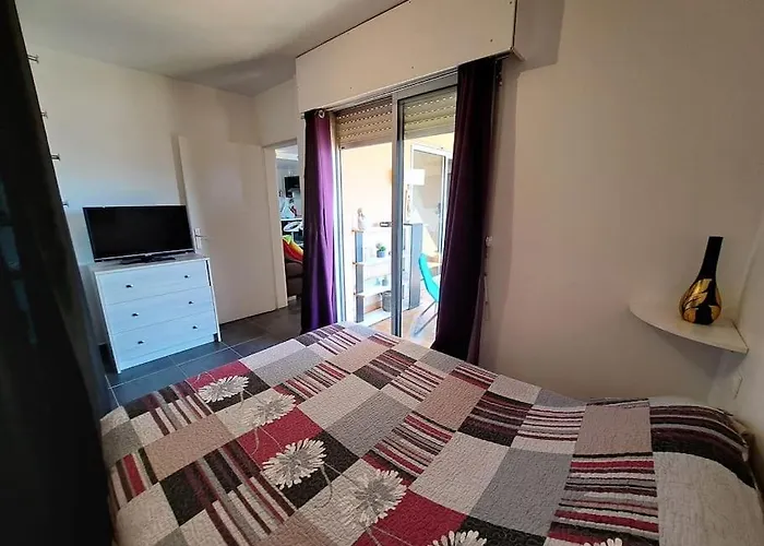 Appartement Vue Mer Avec Parking Ajaccio (Corsica)